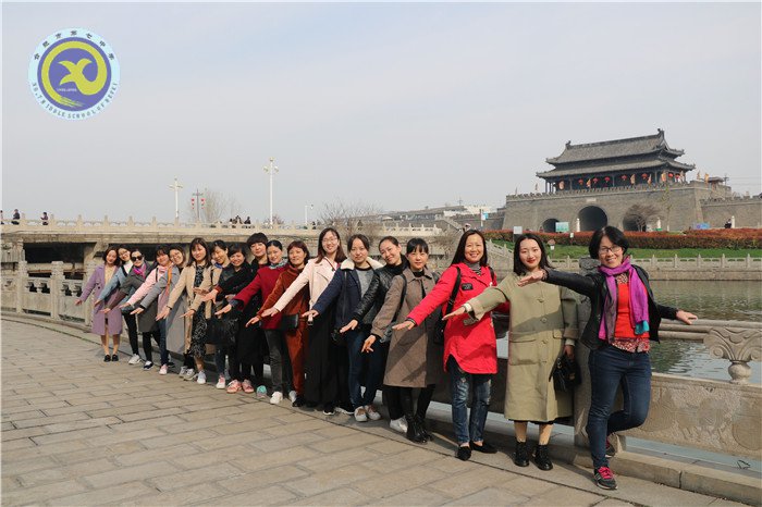 綠柳含煙日，踏青正當(dāng)時(shí)(圖4)