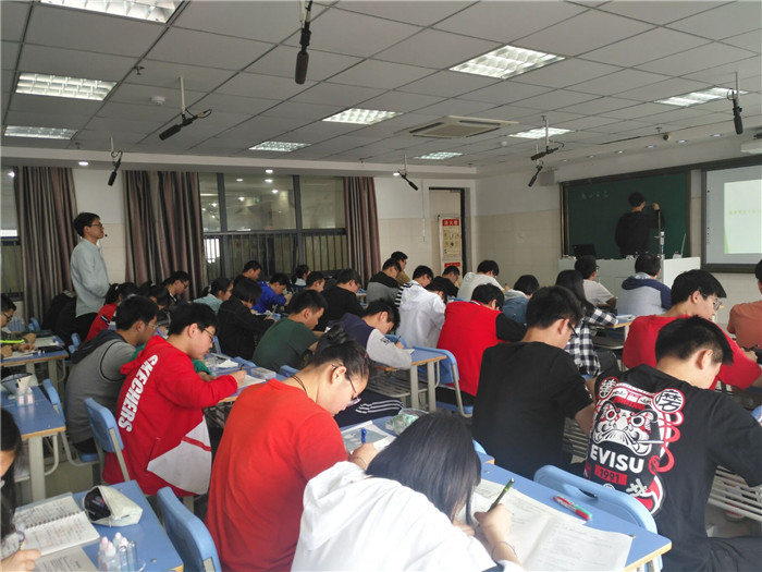 提升青年教師專業(yè)素養(yǎng)進行時(圖1)