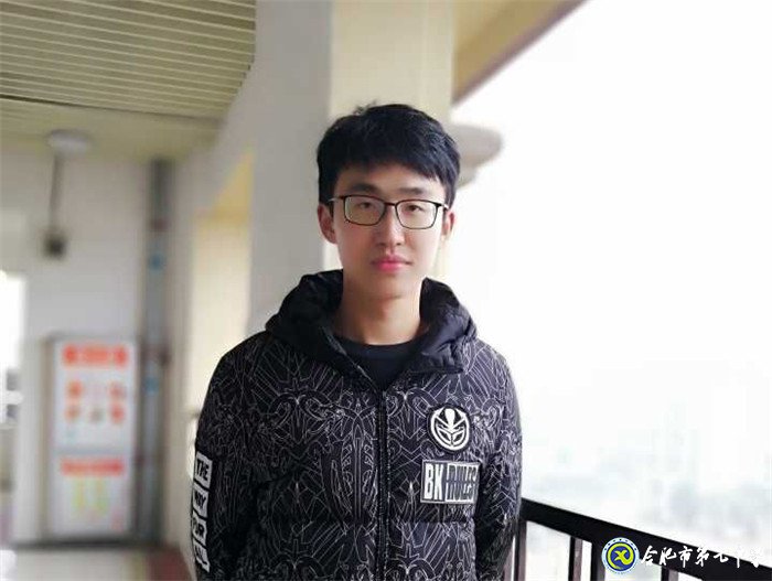 做一名會學(xué)習(xí)的高中生————我在七中學(xué)習(xí)這三年(圖1)