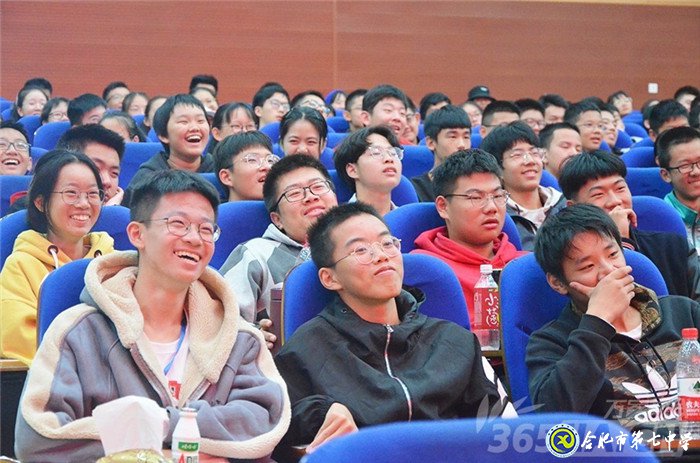 萬(wàn)家教育：科大訊飛劉浩、知名作家莫幼群等走進(jìn)合肥七中 傳遞藝術(shù)與科技之美(圖6)