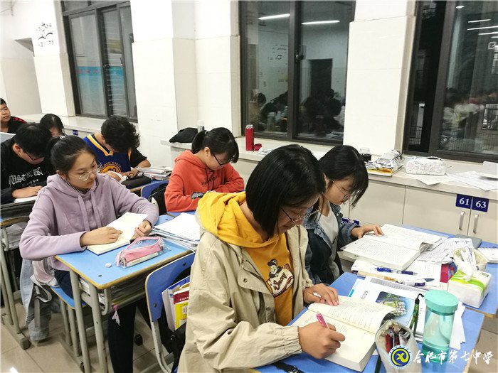 腹有詩書氣自華 文化自信當(dāng)自強(qiáng)(圖2)