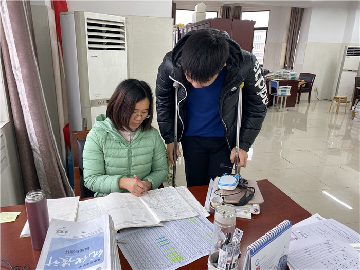 守這片桃李,待那時花開(圖3)