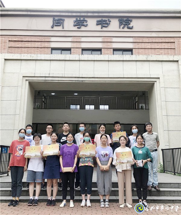 “續(xù)讀名家詩(shī)詞，銘記中華精髓”(圖1)