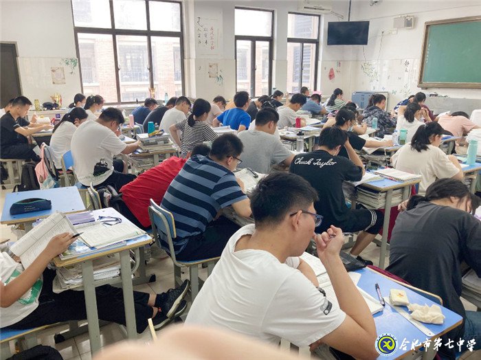 6月17日實(shí)習(xí)手記:雨過(guò)天晴,七中校園很美(圖11)