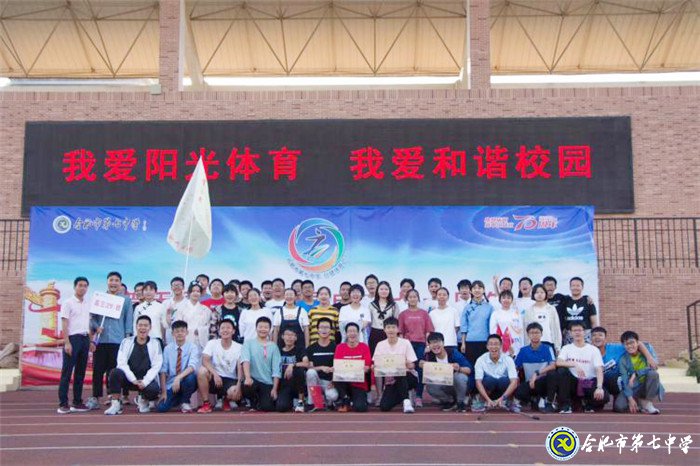 枕上詩書閑處好，門前風(fēng)景雨來佳(圖1)