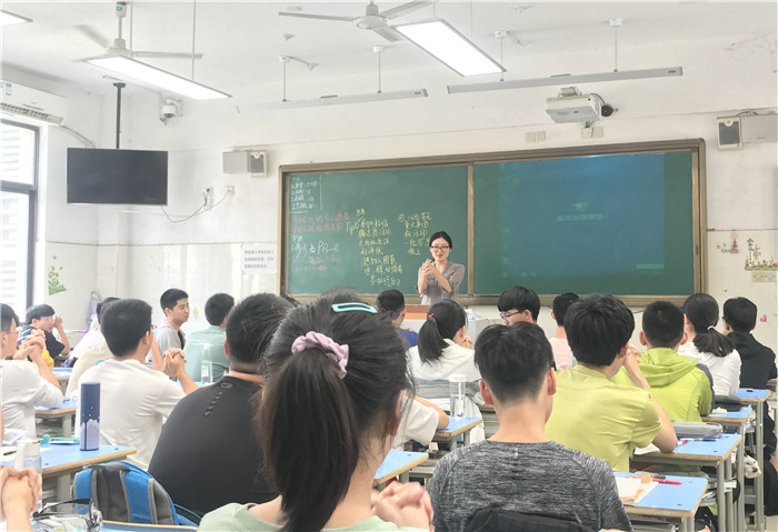 心理課堂趣味多 生涯指導明方向(圖1)