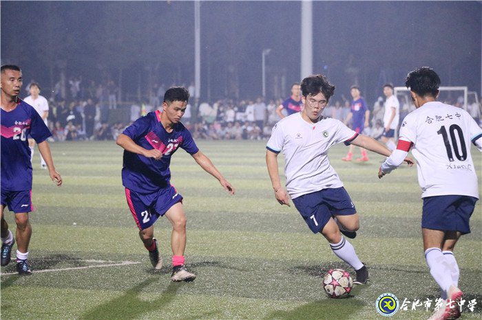 校園足球強(qiáng)健身心 師生引領(lǐng)全民健身(圖6)