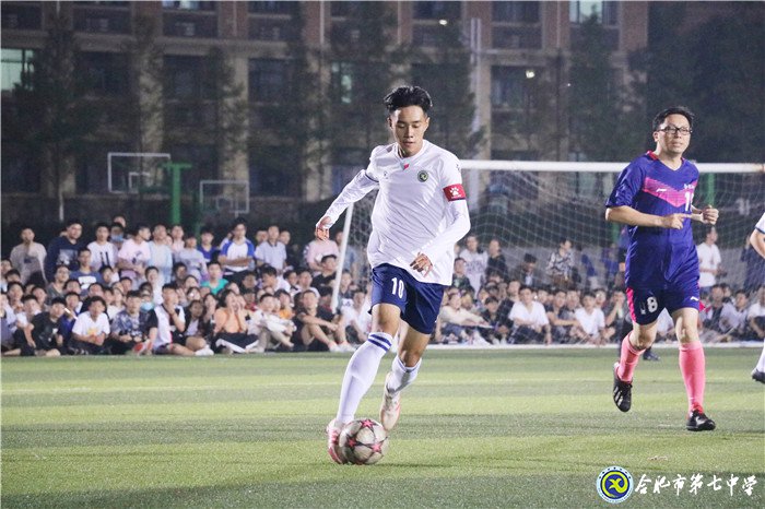 校園足球強(qiáng)健身心 師生引領(lǐng)全民健身(圖5)