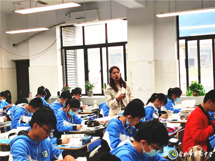 專家視導(dǎo)引方向，交流反思促提升(圖2)