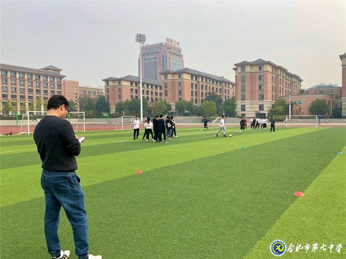 讓“陽(yáng)光體育”照亮孩子們的成長(zhǎng)(圖2)