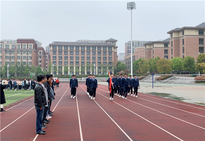 國旗下講話:科技創(chuàng)新讓生活更美好(20210412)(圖1) 國旗下講話:科技創(chuàng)新讓生活更美好(20210412)(圖1)