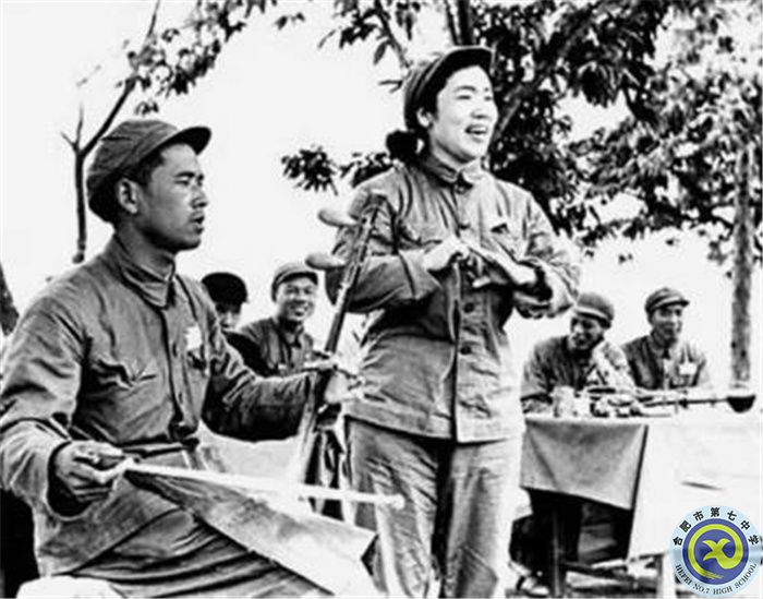 常香玉在朝鮮戰(zhàn)場演出.jpg 常香玉在朝鮮戰(zhàn)場演出.jpg