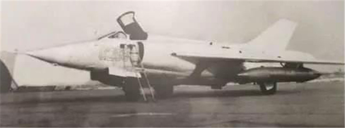 △強(qiáng)—5強(qiáng)擊機(jī).jpg △強(qiáng)—5強(qiáng)擊機(jī).jpg