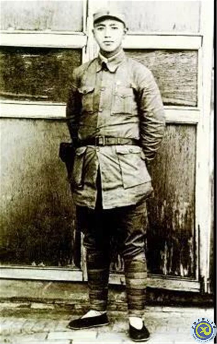 △參與創(chuàng)作《三大紀律八項注意》的劉華清.jpg △參與創(chuàng)作《三大紀律八項注意》的劉華清.jpg