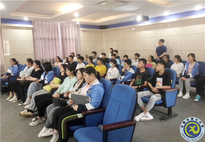 學(xué)生發(fā)展指導(dǎo)中心:學(xué)科學(xué)睡眠知識 促身心健康發(fā)展(圖2) 學(xué)生發(fā)展指導(dǎo)中心:學(xué)科學(xué)睡眠知識 促身心健康發(fā)展(圖2)