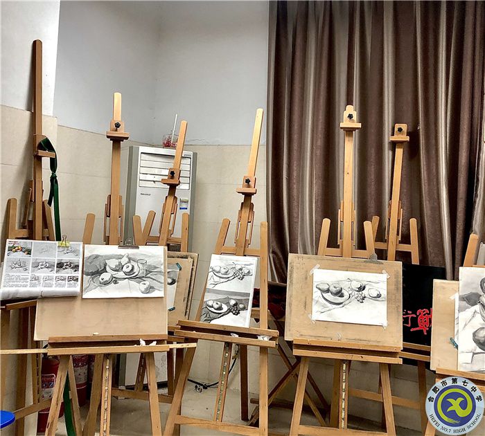 楊可盈 藝術(shù)氣息.jpg 楊可盈 藝術(shù)氣息.jpg