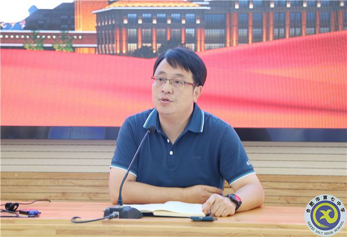 劉校.jpg 劉校.jpg