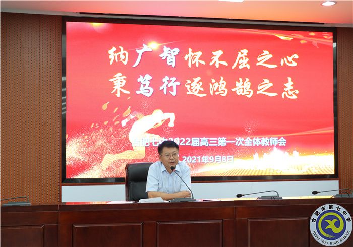 鄧校.jpg 鄧校.jpg