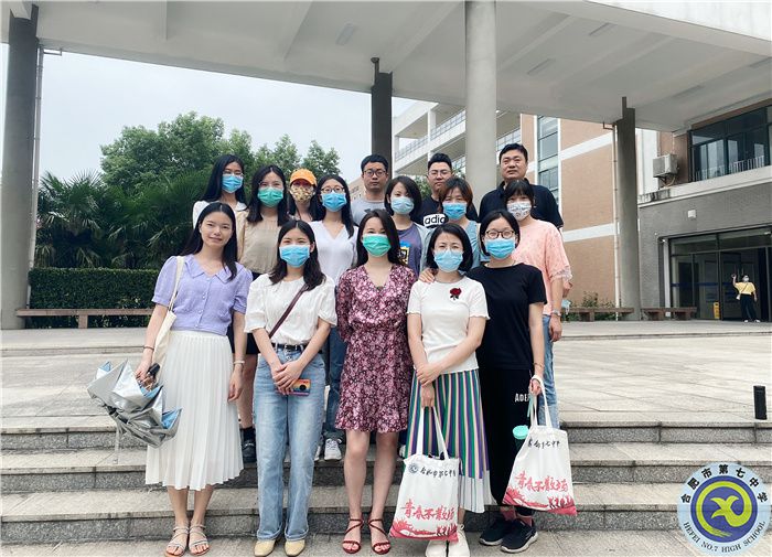 英語組合影.jpg 英語組合影.jpg