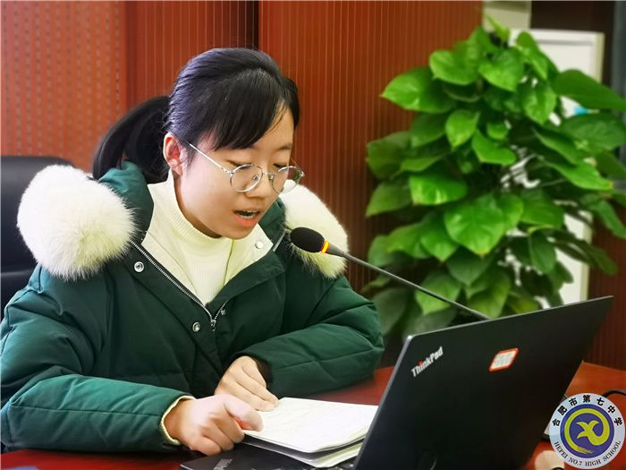 胡靜.jpg 胡靜.jpg