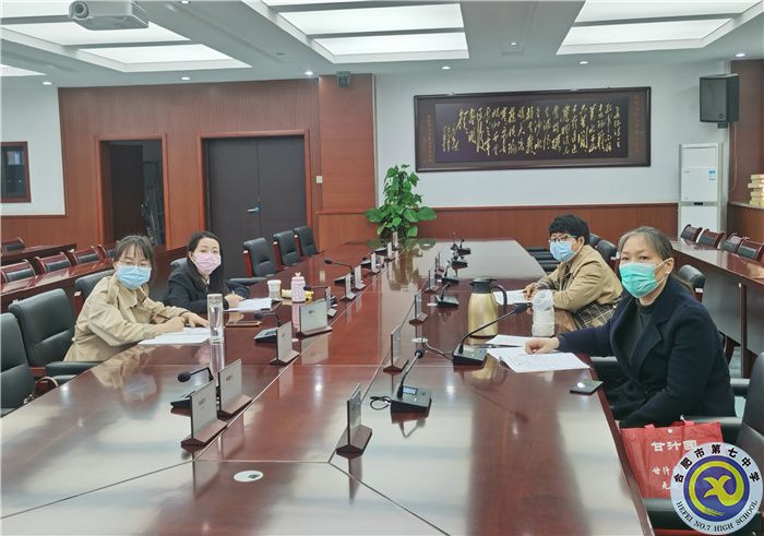 政治組2.jpg 政治組2.jpg