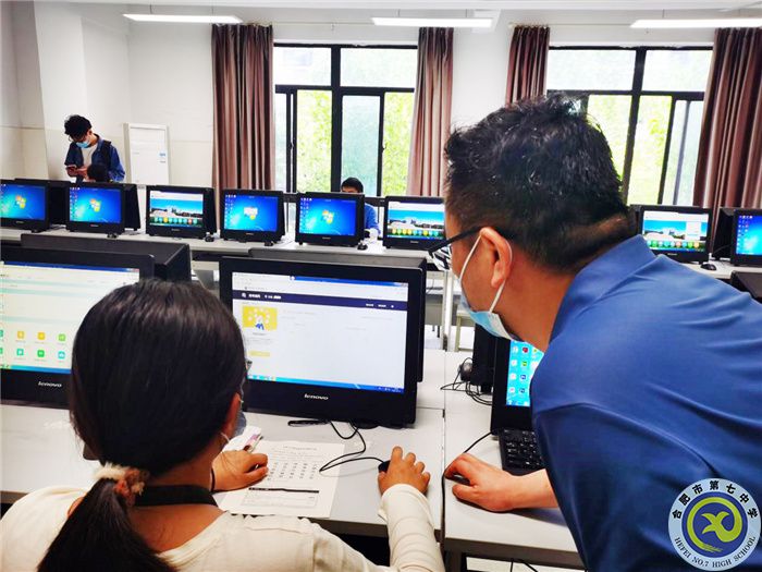 合肥七中2021級高一年級舉行新高考模擬選課活動(圖3) 合肥七中2021級高一年級舉行新高考模擬選課活動(圖3)