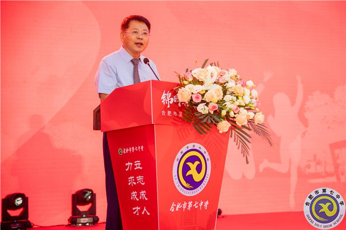 鄧校.jpg 鄧校.jpg