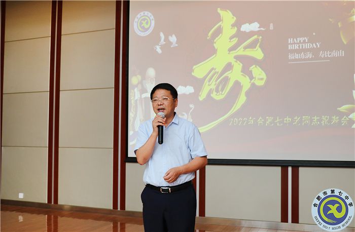 鄧校.jpg 鄧校.jpg