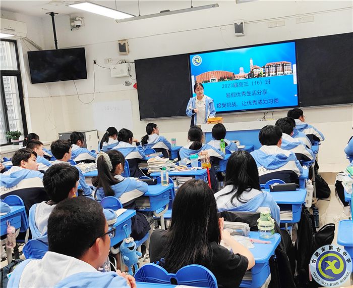 曹靈潔.jpg 曹靈潔.jpg