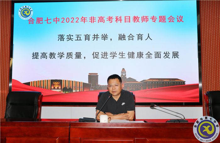 鄧校1.jpg 鄧校1.jpg