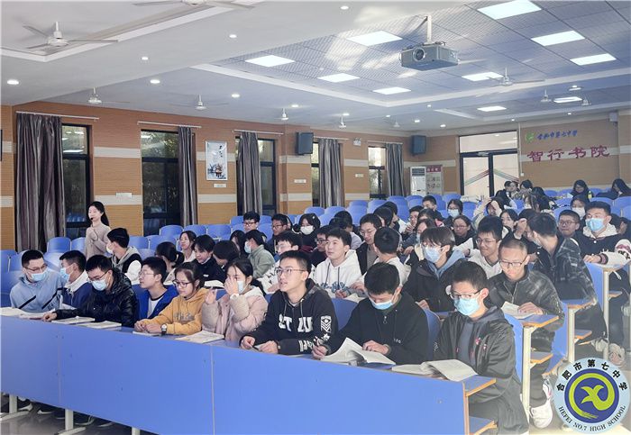 熱愛土地，執(zhí)著種菜——《鄉(xiāng)土中國(guó)》導(dǎo)讀課帶你理解鄉(xiāng)土情懷(圖2)