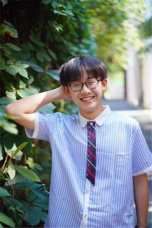 錢孟然.jpg 錢孟然.jpg