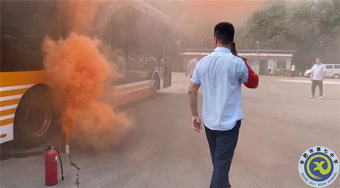 合肥七中高一(29)班暑期綜合社會(huì)實(shí)踐活動(dòng)(圖10) 合肥七中高一(29)班暑期綜合社會(huì)實(shí)踐活動(dòng)(圖10)