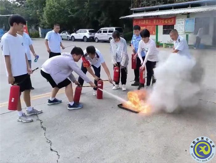 合肥七中高一(29)班暑期綜合社會(huì)實(shí)踐活動(dòng)(圖6) 合肥七中高一(29)班暑期綜合社會(huì)實(shí)踐活動(dòng)(圖6)