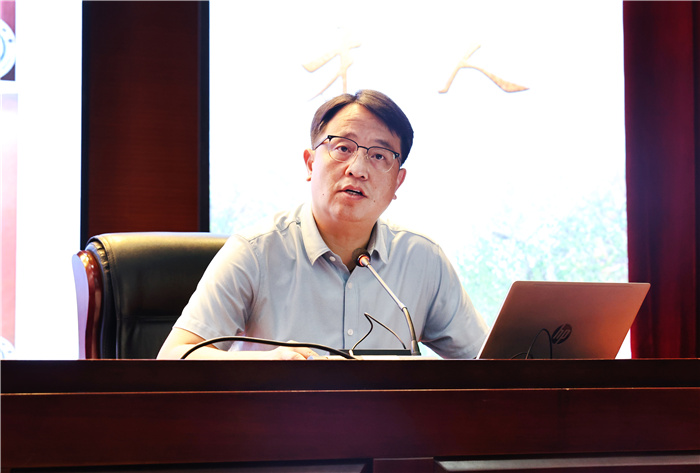 劉先群.jpg 劉先群.jpg