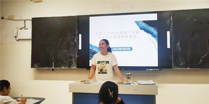 張梅主管.jpg 張梅主管.jpg