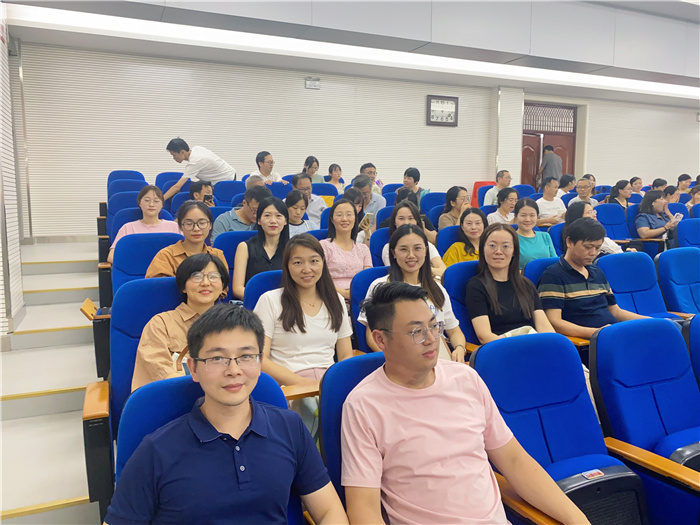 英語.jpg 英語.jpg