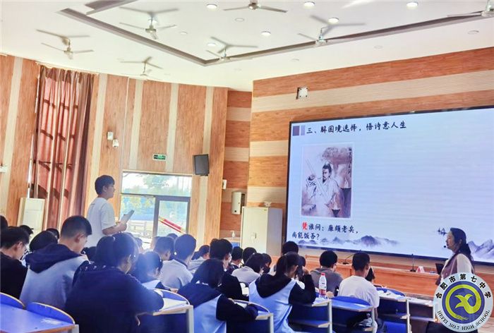 語(yǔ)文1.jpg 語(yǔ)文1.jpg