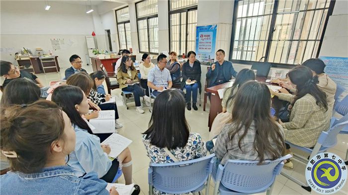 政治4.jpg 政治4.jpg