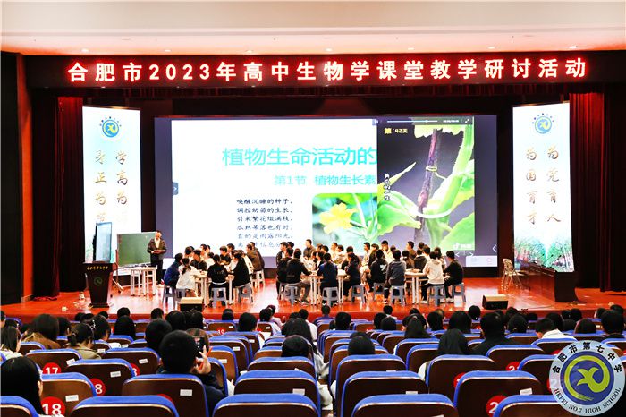 王超杰老師1.jpg 王超杰老師1.jpg