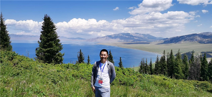 楊會(huì)杰老師.jpg 楊會(huì)杰老師.jpg