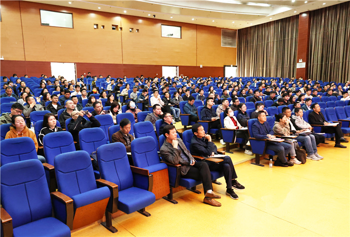 合肥市高中物理學(xué)科省“教壇新星”課堂教學(xué)觀摩研討活動(dòng)在七中開展(圖10) 合肥市高中物理學(xué)科省“教壇新星”課堂教學(xué)觀摩研討活動(dòng)在七中開展(圖10)