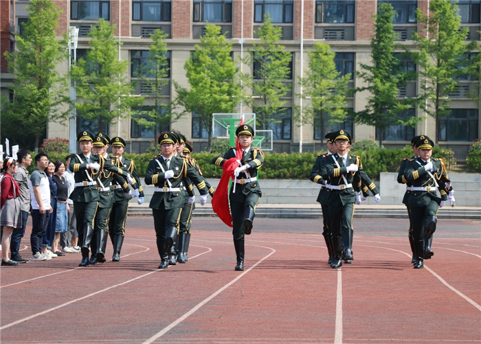 從“五育并舉”到“融合共生”！合肥七中榮獲“五育融合學(xué)?！狈Q號(hào)(圖1)