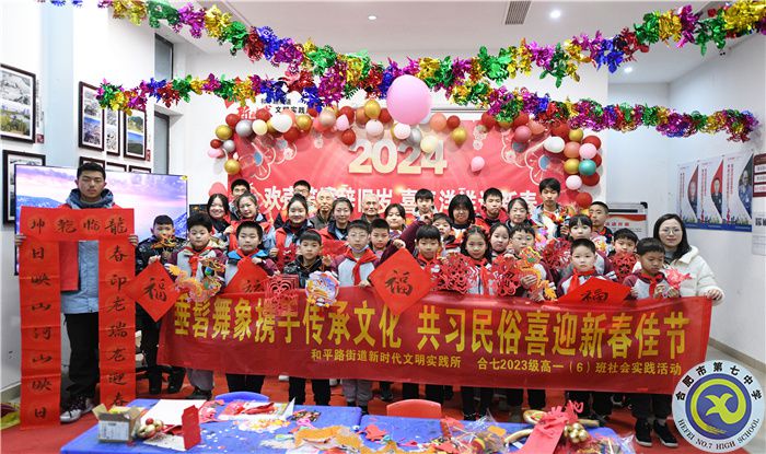 理論宣講.jpg 理論宣講.jpg