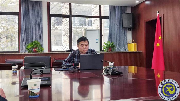 物理2.jpg 物理2.jpg