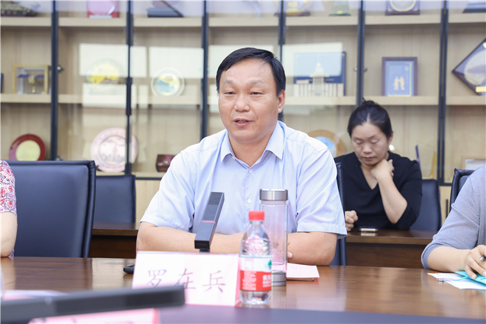 合肥一六八中學(xué)與合肥七中簽訂新時(shí)代育人方式改革合作交流框架協(xié)議(圖4) 合肥一六八中學(xué)與合肥七中簽訂新時(shí)代育人方式改革合作交流框架協(xié)議(圖4)