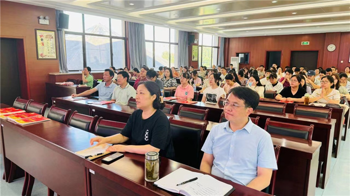 高三全體教師會(huì)11.jpg 高三全體教師會(huì)11.jpg