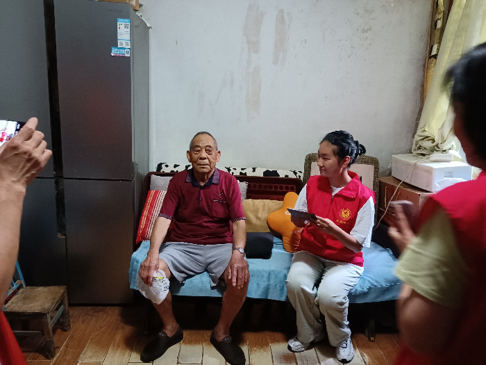 高一(16)班湯穎嘉同學(xué)4.png 高一(16)班湯穎嘉同學(xué)4.png