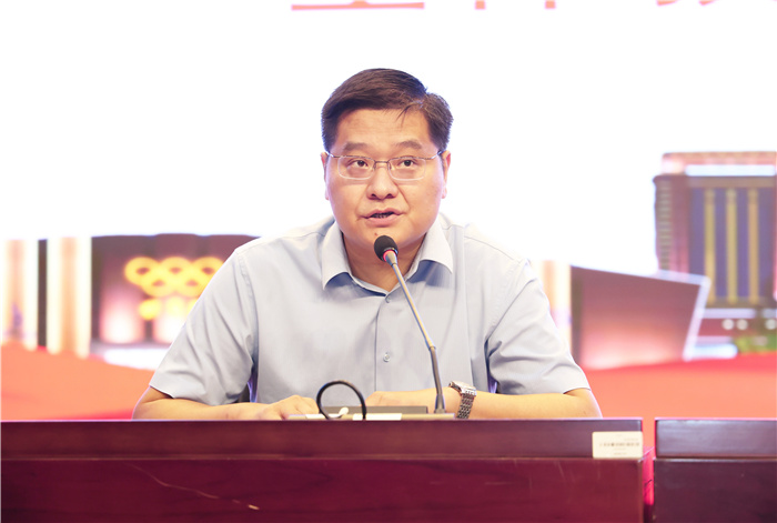 合肥七中召開2024-2025學年第一學期全體教職工大會(圖3) 合肥七中召開2024-2025學年第一學期全體教職工大會(圖3)