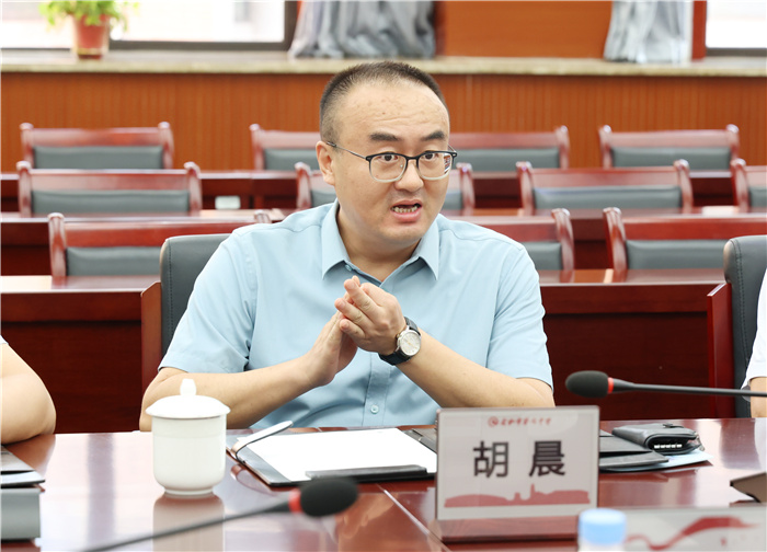 新加坡人工智能語言教育協(xié)會到訪合肥七中(圖6) 新加坡人工智能語言教育協(xié)會到訪合肥七中(圖6)